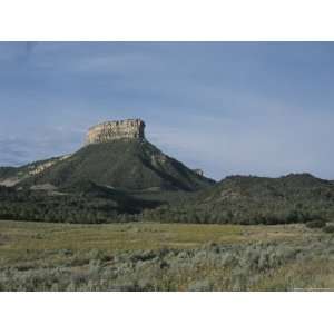  Cliffs at the Entrance to Mesa Verde National Park Premium 