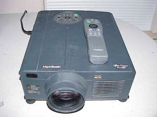 ViewSonic (PJ1060) LCD Projector with Remote control PJ1065 