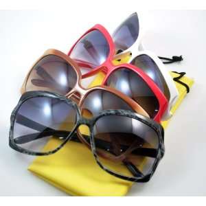   sunglasses 4 colors    7days receive the goods