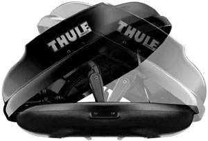 demonstration of the dual side opening capabilities of the Thule 