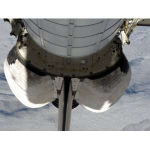  Aft Portion of the Space Shuttle Endeavour, November 27 