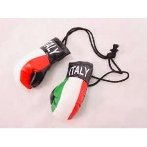 LOT 50 Mini Boxing Gloves   ITALY   Decoration Toys  