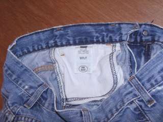 Womens Levis Vintage 70s Flare jeans size 6M  