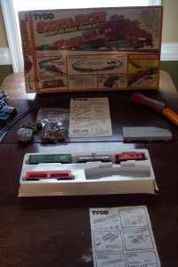 Tyko SantaFe Model train set 72 Piece  
