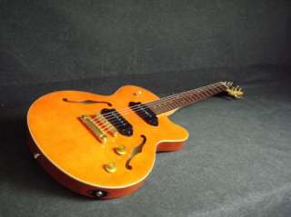 Yamaha AEX502 Electric Hollow Body Guitar AEX 502  