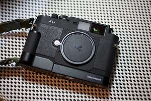 Voigtlander Bessa R4A 35mm Rangefinder Film Camera Body + TRIGGER WIND 