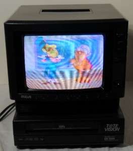 RCA TV WITH TOTE VISION VHS VCR GREAT RV   CAMPER SETUP  