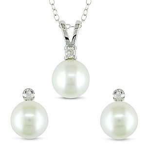 Amour 2pcs Set of 1/10ct TDW & 8 8.5mm Rd FW Cultured Pearl Earrings 