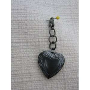  Antique Looking Heart Locket Accessory for Cell Phone 