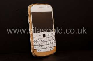 BlackBerry Bold 9900 White Unlocked with swarovski crystals 24ct Gold 