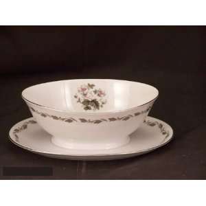  Flair Irene Gravy Boat With Stand   1 Pc