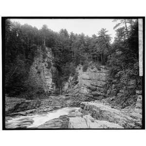  The Elbow,Ausable Chasm