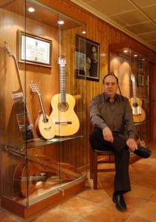 Guitarra de Carrillo Vicente, avivada preocupado. Flamenco Negra