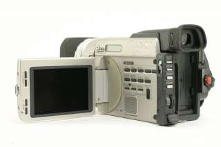  HandyCam DCR TRV900 MiniDV 12x Optical Zoom Video Camera TRV900 202736