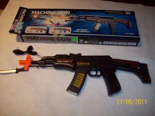 Toy plastic machine gun mz8655 flashing lights sound dagger tip 