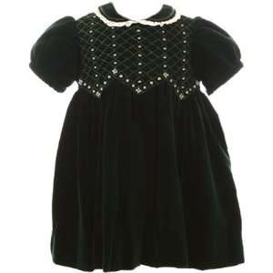  II Carriage Boutiques Holiday Green Velveteen Smocked 