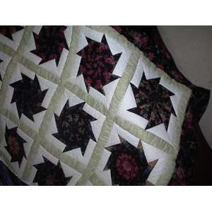  Black Floral Stack N Whack bed quilt