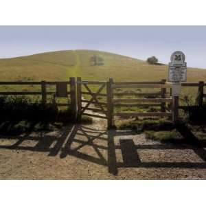 The Ridgeway Path, Pitstone Hill, Chilterns, Buckinghamshire, England 