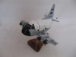 Orion Desktop Airplane Wood Model (Chubby)  