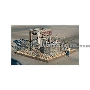   Walthers HO Scale Cornerstone Industrial Substation Kit Toys & Games