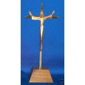  Desk Top gold metal CRUCIFIX 8 X 3 1/2 Risen Jesus 