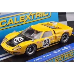  1/32 Scalextric Analog Slot Cars   Ford GT40 1970   No. 29 