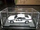   64 HOT PURSUIT POLICE COP 09 DODGE CHARGER FBI POLICE IN CASE