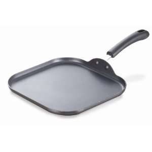 Imusa Square Griddle with Silicone Handle, 11 Inch, Black 