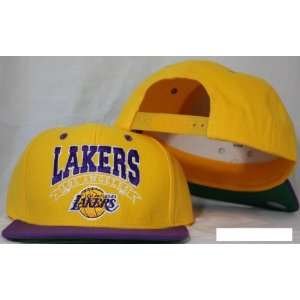  Los Angeles Lakers Snapback Yellow / Purple Two Tone 