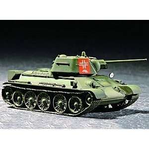  1/72 Soviet T34/76 Model Tank 1944 Toys & Games