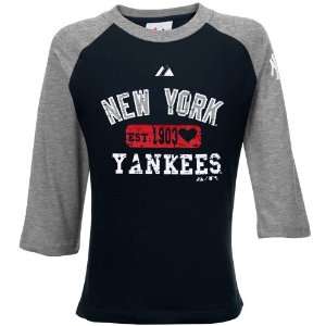 NY Yankee Tshirt  Majestic New York Yankees Youth Girls Baseball T 