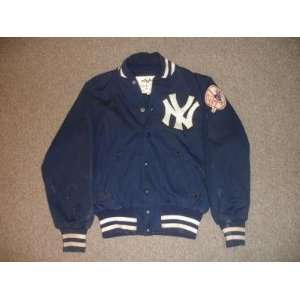  Game Used Jacket Signed by Reggie Jackson HR #399 8/4/80   Game Used 