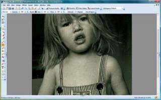 Return old and damaged photos to their former glory with scratch and 