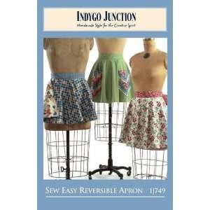  Indygo Junction Sew Easy Reversible Apron By The Each 