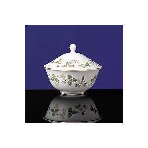   Wedgwood Wild Strawberry Covered Rice Bowl 4.5 in.