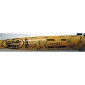   Yankees Team Signed Ls Gu Bat 25 Autos Psa Loa   Autographed MLB Bats