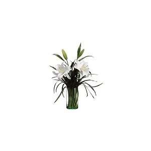  19 Casablanca Lily/Grass in Glass Vase