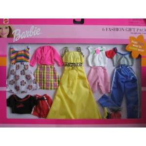   Fashion Gift Pack From Fun Wear To Formal Wear (1999) Toys & Games