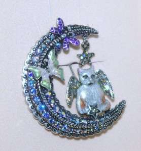   Folly Luna Kitty Cat Angel Crescent Moon Pin Brooch Silvertone  