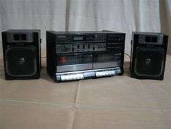 Scarce High End Vintage Sony CFS   W500 Dual Casette/Radio Boombox 