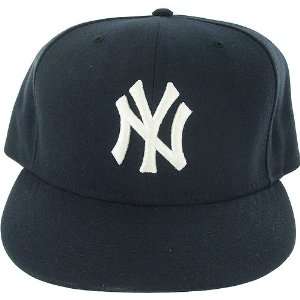   25 2009 Yankees Game Used Spring Training Cap (7 5/8)   New Arrivals