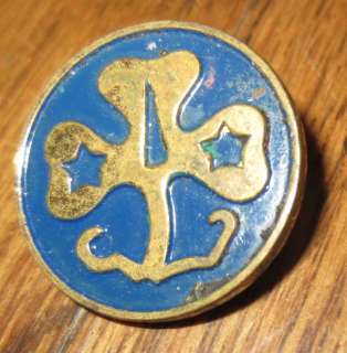 VINTAGE GIRL SCOUT CLOVER PIN BLUE BRASS GOLD  