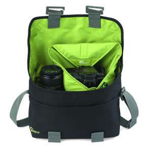 Lowepro Terraclime 100 pflaume  Kamera & Foto