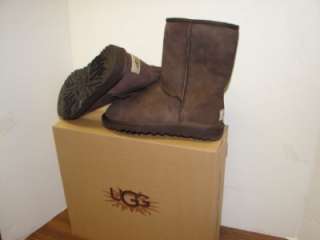 NEW WOMENS UGG CLASSIC SHORT BOOTS/ SHOES   SIZE 5 BROWN  