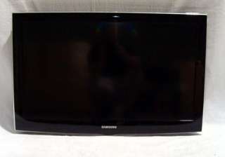 Samsung LN32D450 32 720p HDTV LCD Television 036725234789  
