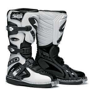  AXO motocross RC6 Youth/Junior boots size 6 white Sports 