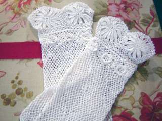 Beautiful Vintage Irish Crochet Lace Gloves Unsed  