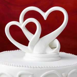    Sleek interlocking hearts design cake topper