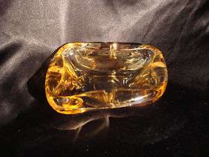   GLASS ASHTRAY CANARY VASOLINE YELLOW HANDMADE DECORATIVE COLLECTIBLE