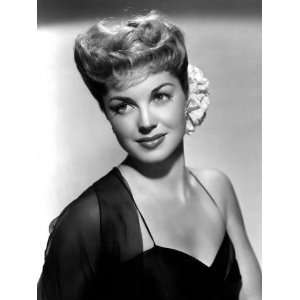  Portrait of Esther Williams Premium Poster Print, 24x32 